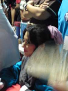 Yes, that's supposed to be Jinri behind that blurred image