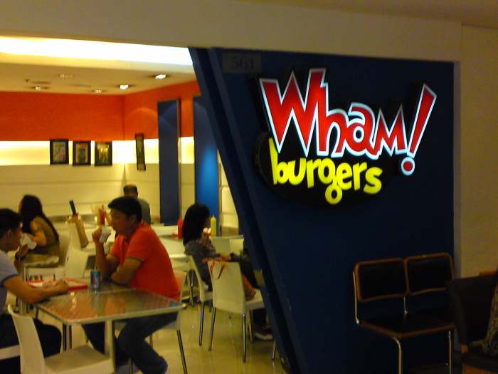 The entrance of Wham's Shangri-la branch.